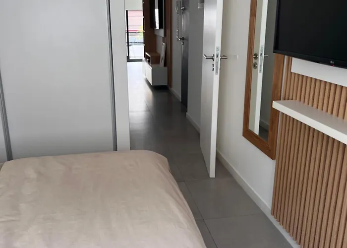 Alto Palermo Apartment