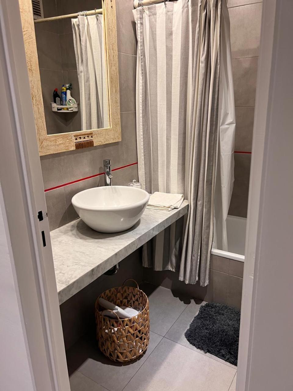 Alto Palermo Apartment *